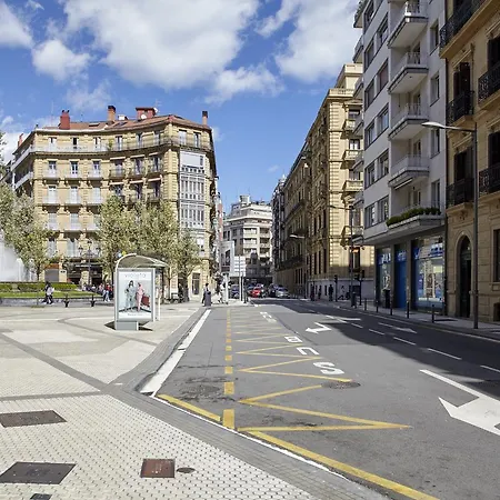 Bilbao Plaza By Feelfree Apartment